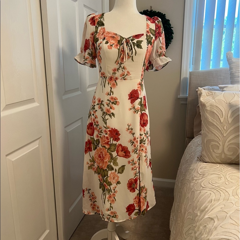 NWOT NLW Floral Puff Sleeve Midi Dress (Reformation Inspired)